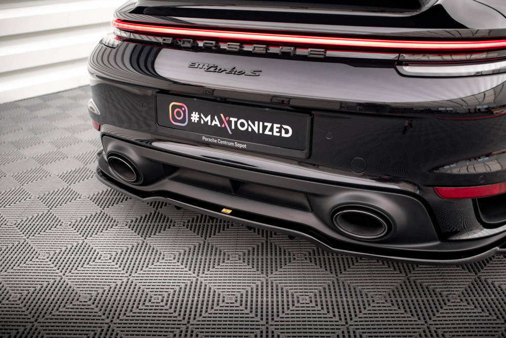 Rear Splitter (with vertical bars) Porsche 911 Turbo S 992