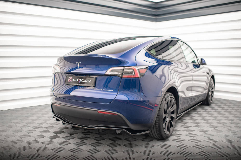 Rear Splitter (with vertical bars) Tesla Model Y