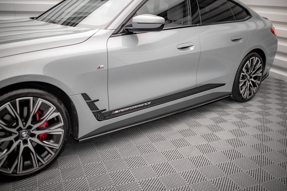 Side Skirts Diffusers V.1 BMW 4 Gran Coupe M-Pack G26