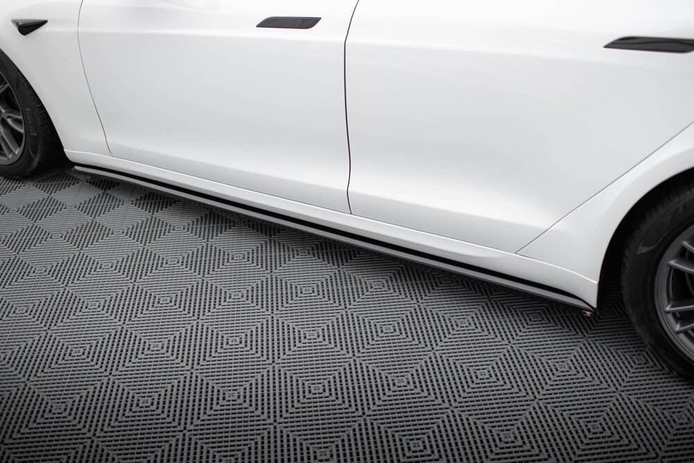 Side Skirts Diffusers V.2 Tesla Model S Plaid Mk1 Facelift