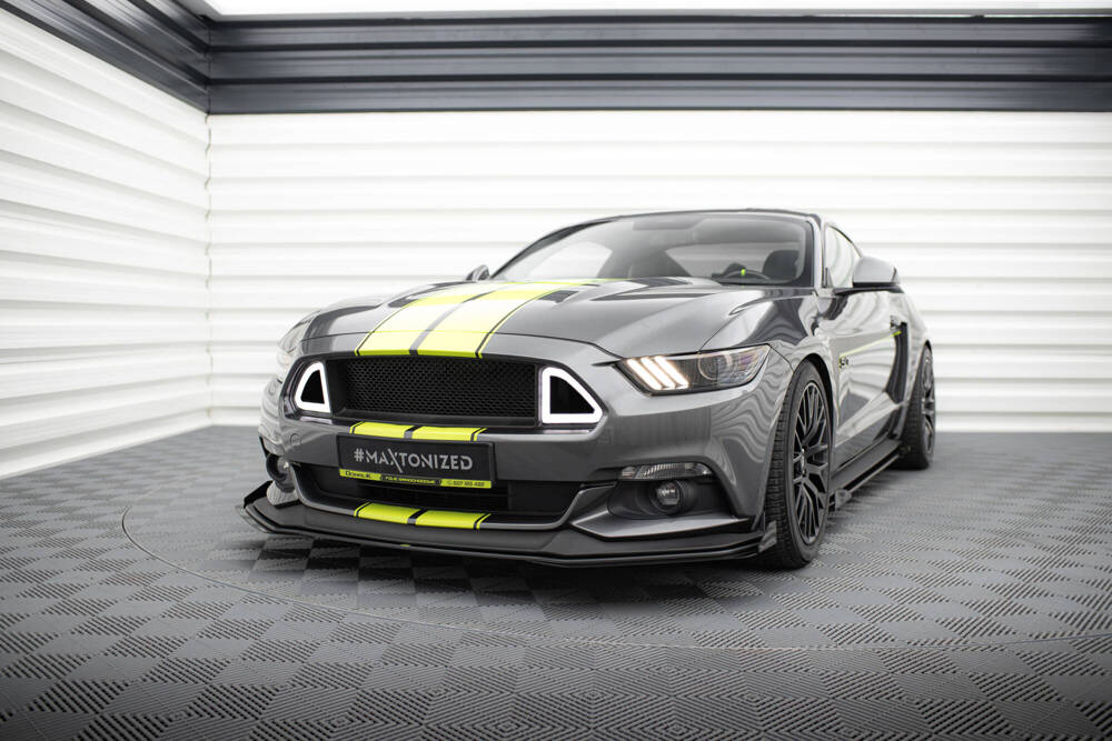 Street Pro Front Splitter + Flaps Ford Mustang GT Mk6 