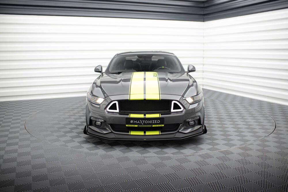 Street Pro Front Splitter + Flaps Ford Mustang GT Mk6 