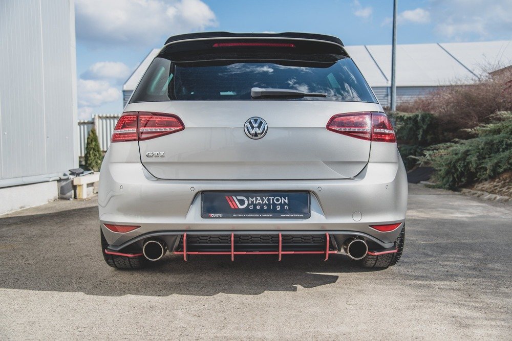 Street Pro Rear Diffuser V.2 VW Golf 7 GTI