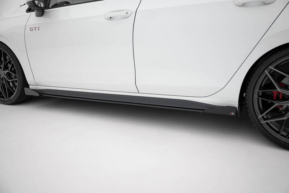 Street Pro Side Skirts Diffusers + Flaps Volkswagen Golf GTI / GTE / GTI Clubsport / R-Line Mk8