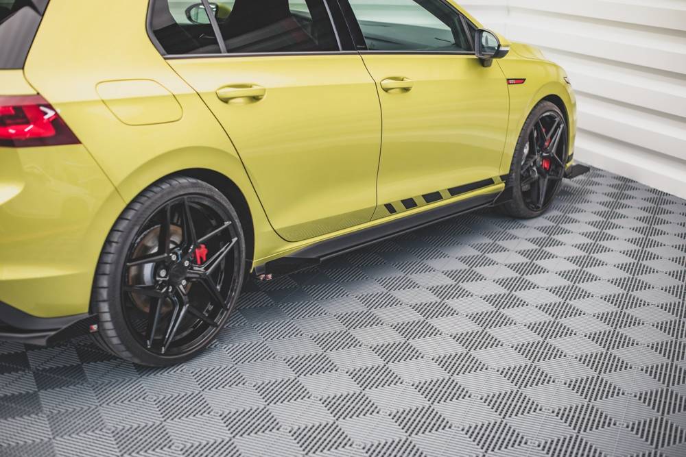 Street Pro Side Skirts Diffusers + Flaps Volkswagen Golf GTI / GTE / GTI Clubsport / R-Line Mk8