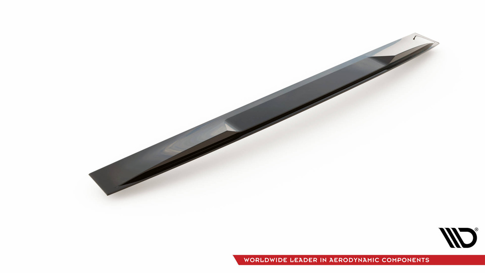 The extension of the rear window BMW X6 M-Pack F16