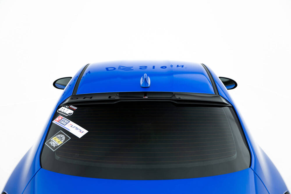 The extension of the rear window Subaru BRZ Mk2