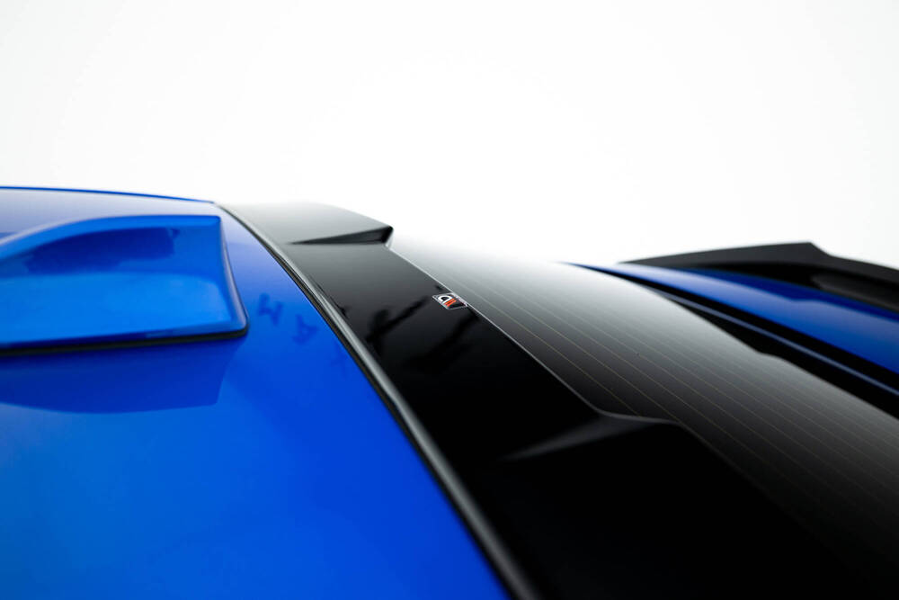 The extension of the rear window Subaru BRZ Mk2