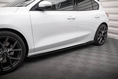 Side Skirts Diffusers V.4 Ford Focus ST / ST-Line Mk4 Facelift