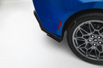 Street Pro Rear Side Splitters + Flaps Ford Mustang GT Mk7