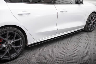 Street Pro Side Skirts Diffusers Ford Focus ST / ST-Line Mk4