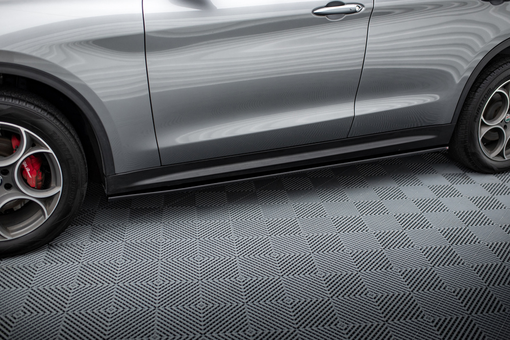 Side Skirts Diffusers Alfa Romeo Stelvio Mk1