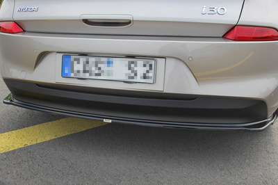 Rear Splitter (WITHOUT VERTICAL BARS) HYUNDAI I30 MK3 HATCHBACK