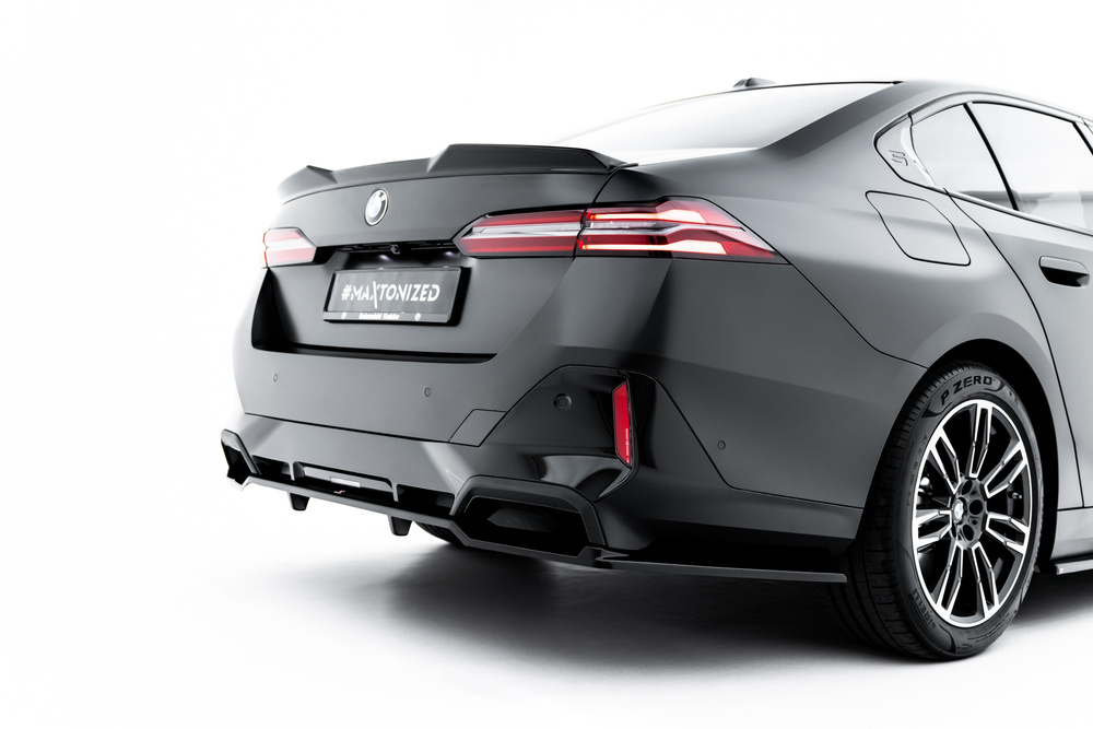 Rear Splitter (with vertical bars) V.2 BMW 5 / i5 M-Pack Sedan / Touring G60 / G61