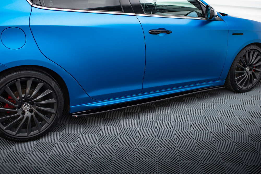Side Skirts Diffusers V.1 Alfa Romeo Giulietta