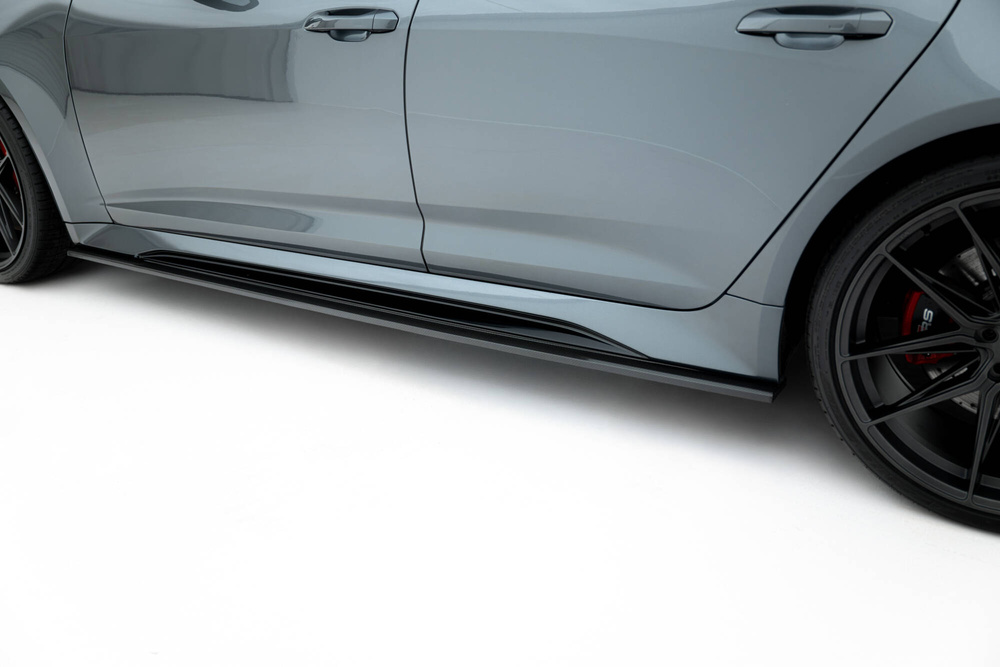 Prepreg Carbon Fiber Side Skirts Audi RS6 C8 / C8 Facelift