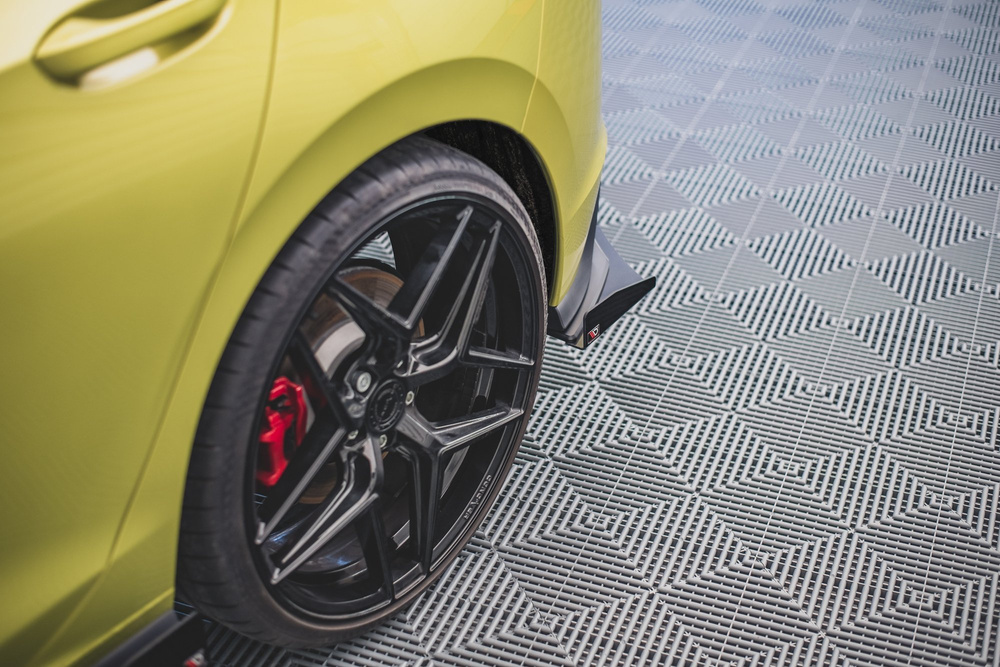 Street Pro Rear Side Splitters + Flaps Volkswagen Golf GTI Clubsport Mk8