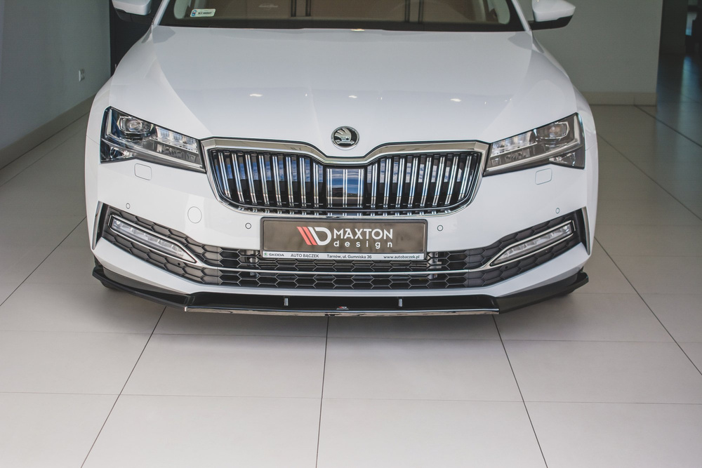 Front Splitter V.2 Skoda Superb Liftback / Combi Mk3 Facelift