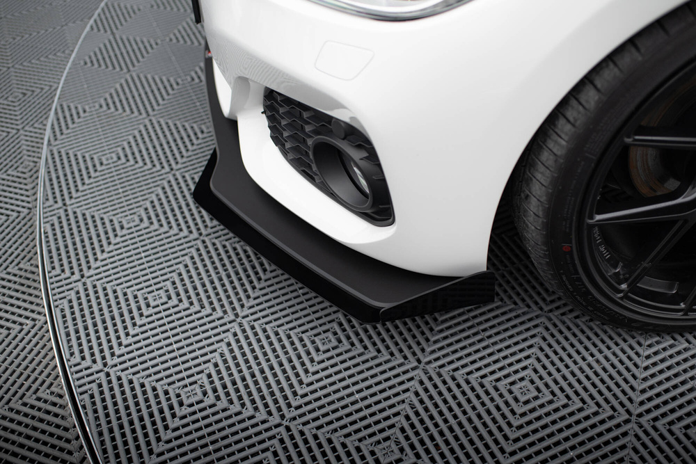 Street Pro Front Splitter V.3 + Flaps for BMW 1 F20 M-Pack Facelift / M140i 