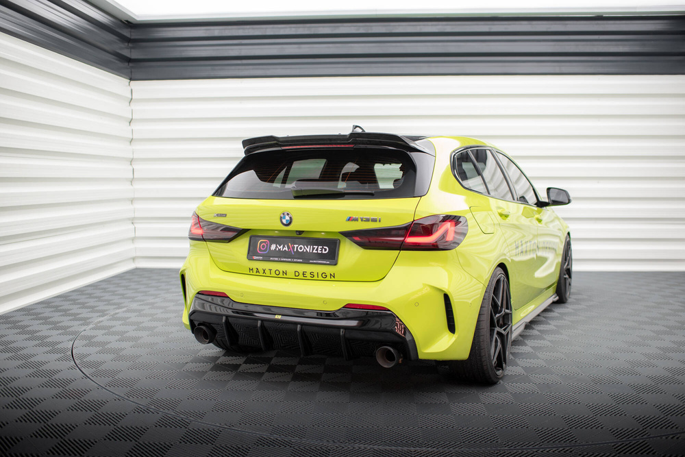 Rear Valance V.3 BMW 1 F40 M-Pack/ M135i / 128ti (Version with single exhausts on two sides)