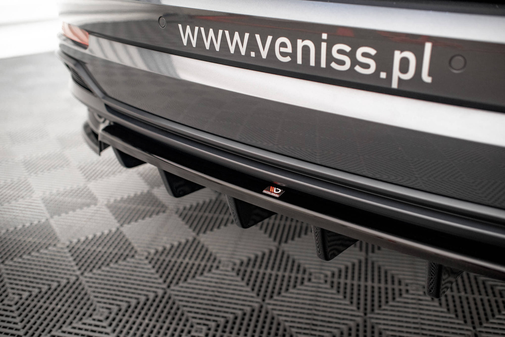 Rear Splitter (with vertical bars) Audi Q3 S-Line SUV F3