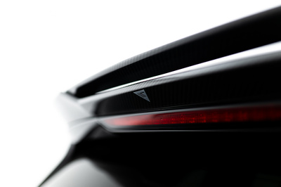 Prepreg Carbon Fiber Tailgate Spoiler (Upper) BMW X7 M-Pack G07 Facelift