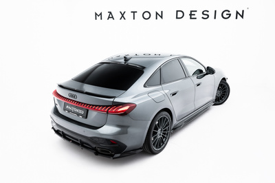 The extension of the rear window Audi A5 S-Line / S5 Sedan B10