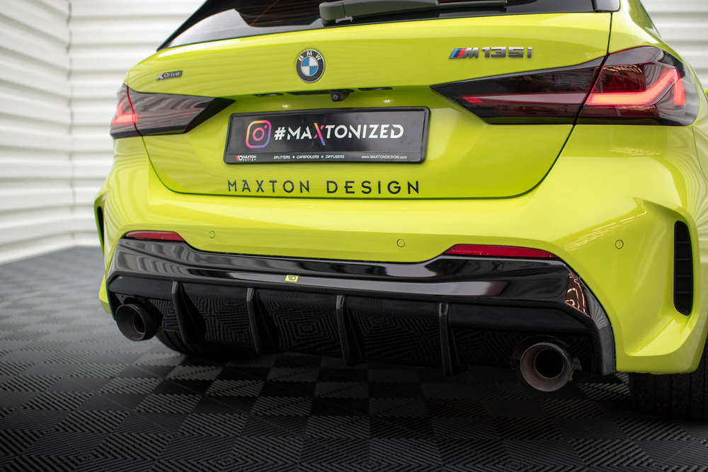 Rear Valance V.3 BMW 1 F40 M-Pack/ M135i / 128ti (Version with single exhausts on two sides)