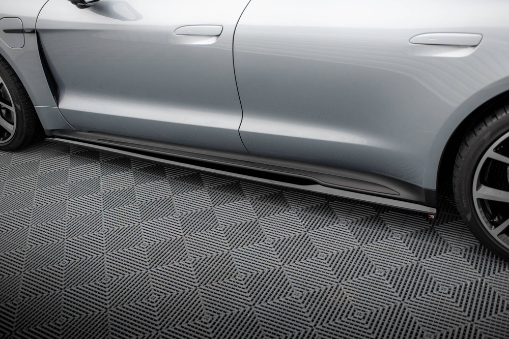 Side Skirts Diffusers Porsche Taycan Sport Design / Taycan 4 Sport Design / Taycan 4S Design / Taycan GTS Sport Design Mk1 