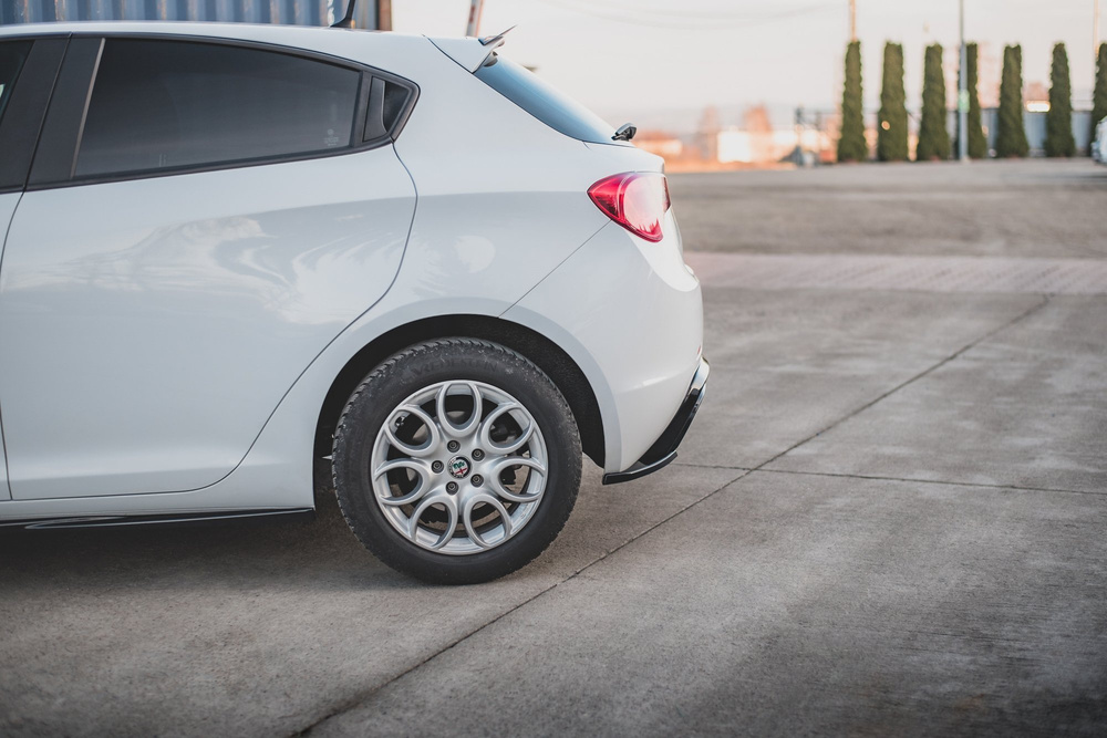 Rear Side Splitters V.3 Alfa Romeo Giulietta Facelift