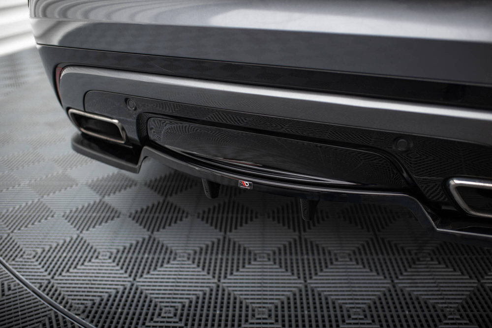 Rear Splitter (with vertical bars) V.1 Land Rover Range Rover Velar R-Dynamic Mk1