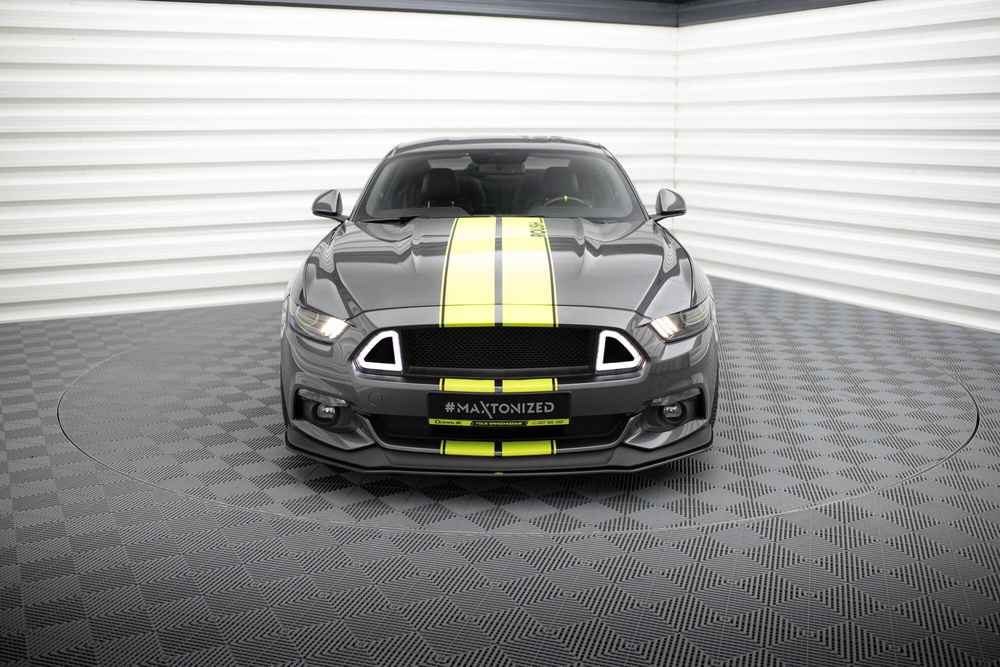 Street Pro Front Splitter Ford Mustang GT Mk6 