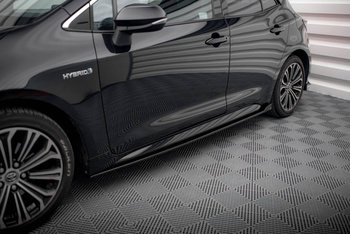 Side Skirts Diffusers Toyota Corolla XII Hatchback