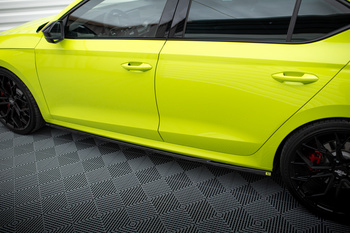 Side Skirts Diffusers V.1 Skoda Octavia RS Liftback / Combi Mk4