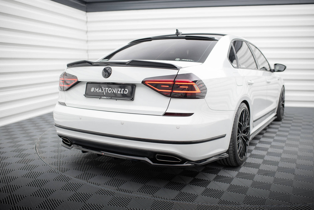 Set of Splitters Volkswagen Passat GT B8 Facelift USA