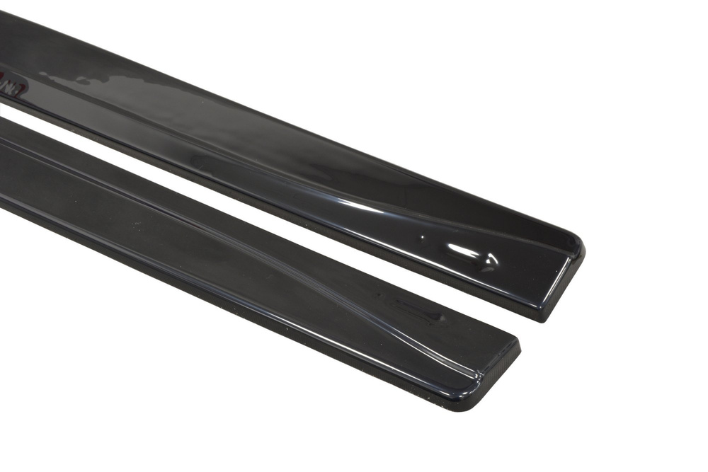 Side skirts Diffusers V.1 BMW M4 F82