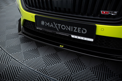 Front Splitter V.2 + Flaps Skoda Octavia RS Mk4