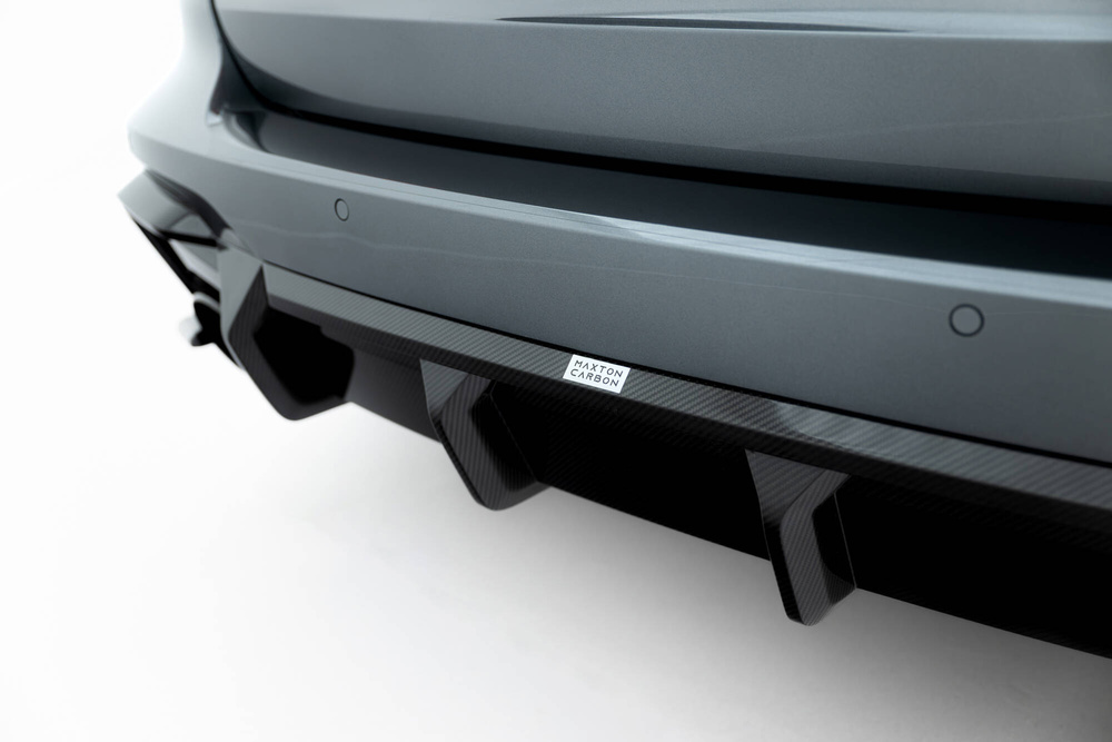 Prepreg Carbon Fiber Rear Diffuser Audi RS6 C8 / C8 Facelift (version without towbar)
