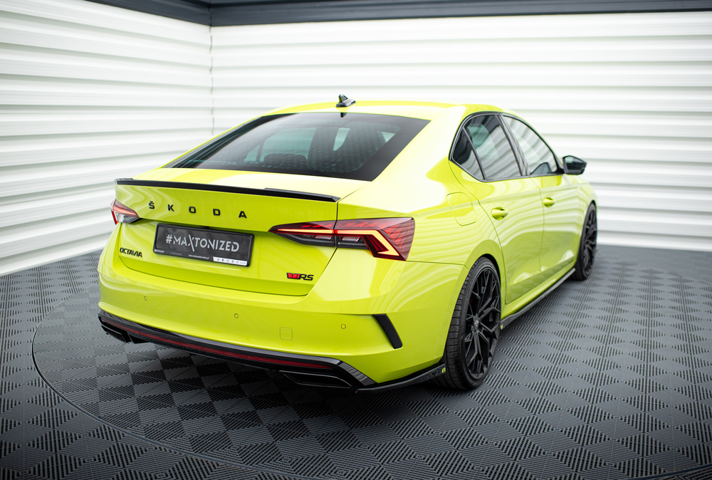 Rear Side Splitters V.2 Skoda Octavia RS Mk4