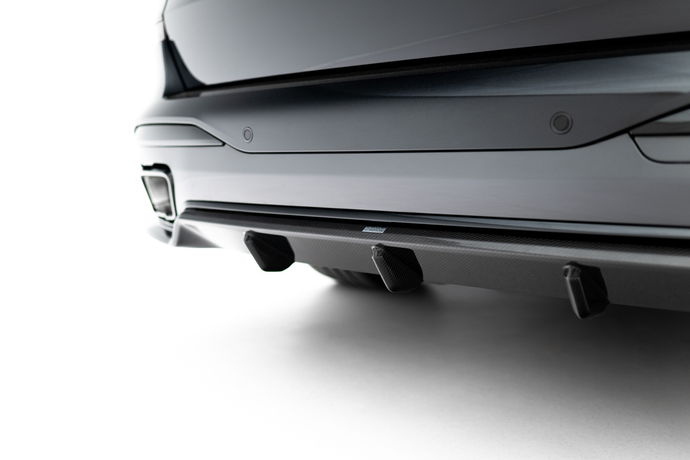 Prepreg Carbon Fiber Rear Diffuser BMW X7 M-Pack G07 Facelift (version without towbar)