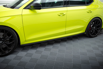 Side Skirts Diffusers V.2 Skoda Octavia RS Liftback / Combi Mk4