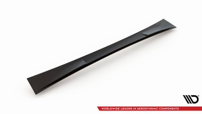 The extension of the rear window BMW 5 / i5 M-Pack Sedan G60