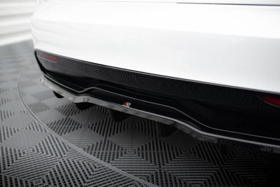 Rear Splitter (with vertical bars) V.2 Tesla Model S Plaid Mk1 Facelift